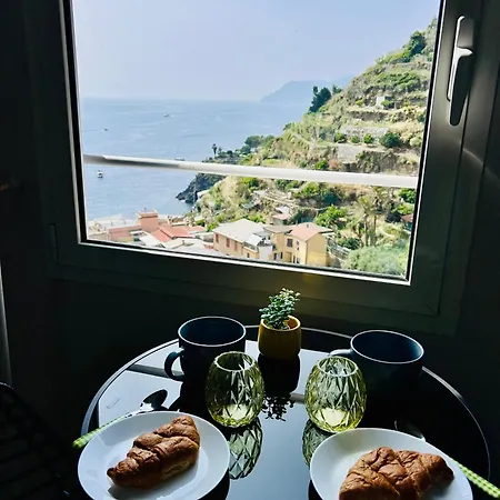 Cinque Terre, Sea View Apartment *