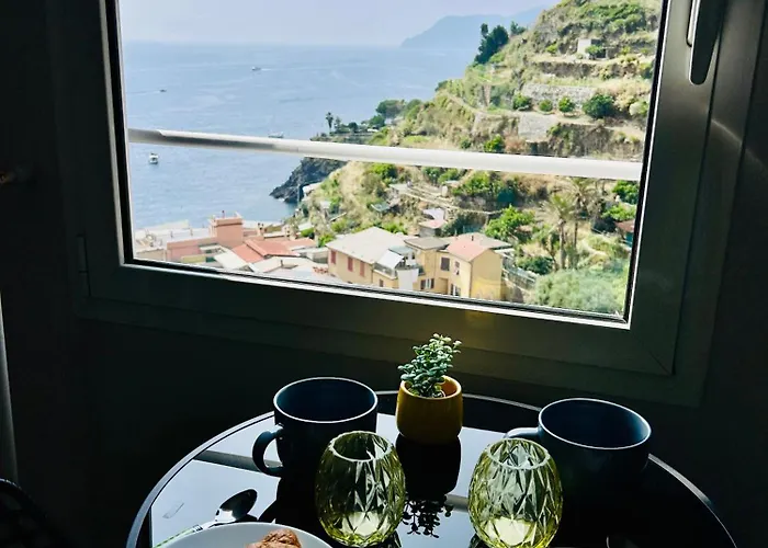 Cinque Terre, Sea View Apartment *